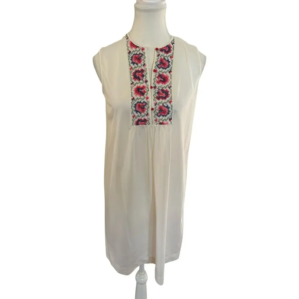 Vintage 1970s Embroidered Nightgown + Housecoat Set •  2‑Piece Set - Picture 3 of 8